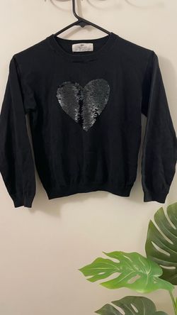 H&M Girls Black Sweater Sequin Heart Long Sleeve Knit Jumper Size 6-7 Years
