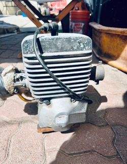Yamaha KT100 Engine