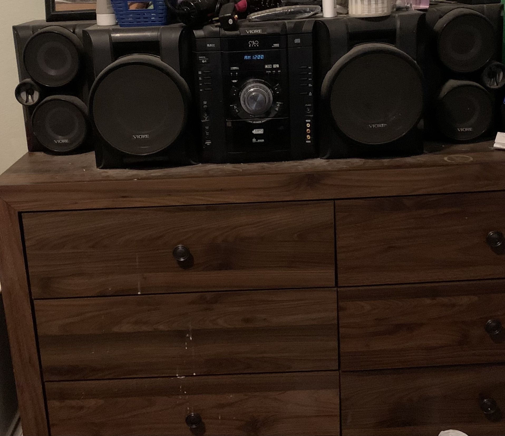 stereo speaker system 