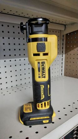 DEWALT 20V MAX XR CORDLEES CUT - OUT TOOL (TOOL ONLY)