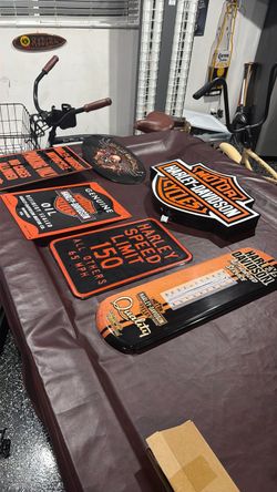 Harley Davidson metal signs