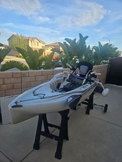 2013 Hobie Kayak with AMAZING UPGRADED FEATURES