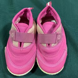 Koala Kids  toddler girls size 8 pink swim shoes 