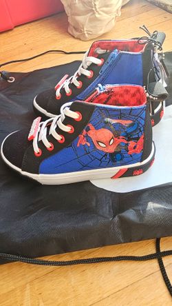 Ground up spiderman sneakers size 12T