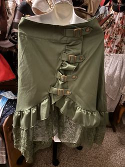 The Pyramid Collection Gothic Steampunk Pirate High-Low Skirt Green Lace Buckle M