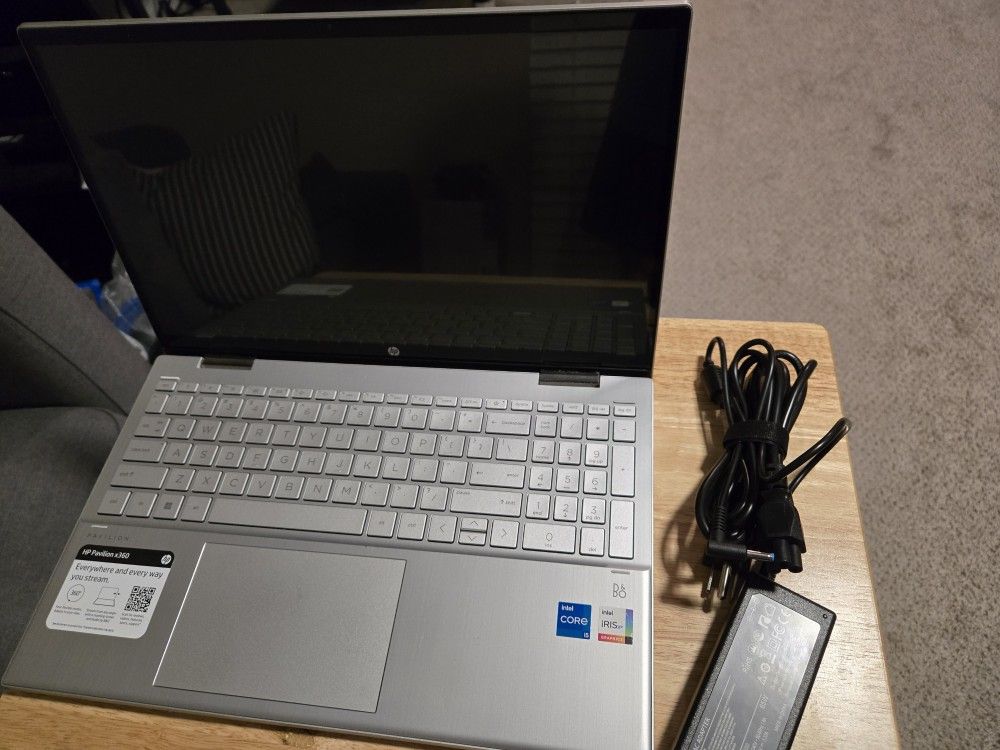 HP 15-er 2 In 1 Touchscreen LT 256GB 8GB W11