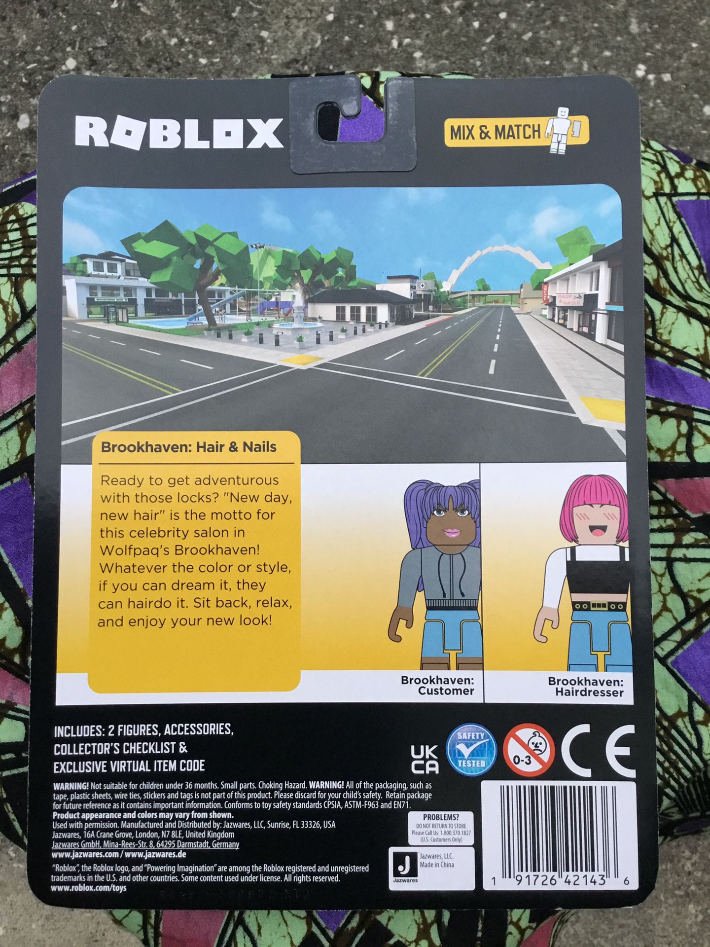ROBLOX Action Figure BROOKHAVEN HAIR & NAILS Polish Playset Virtual Item  Code