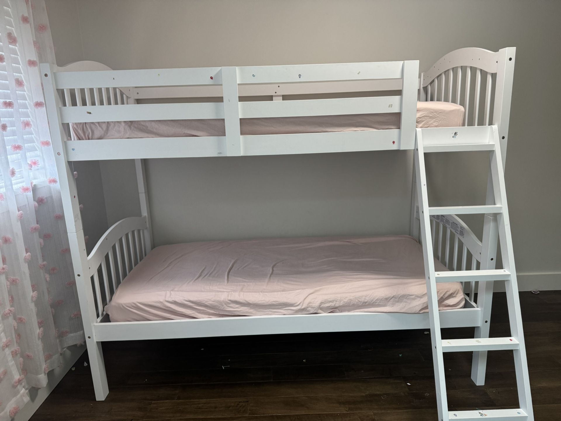 Twin Bunk Bed