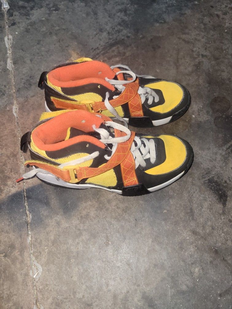 2021 Nike Air Raid Roswell Rayguns Black Gold White SZ Youth