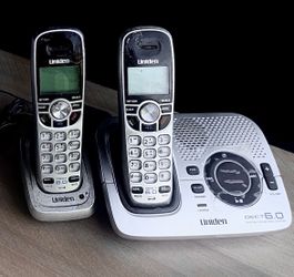 Uniden Direct 6.0 - Digital Answering Systems With 2 Cordless Phones