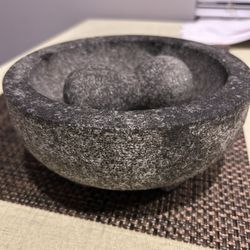 Granite Heavy Weight Molcajete