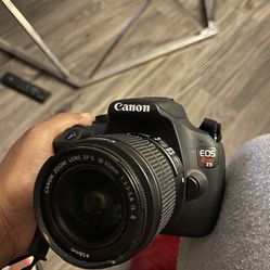 Canon - EOS Rebel T5 Digital Camera w/ 18-55mm Lens