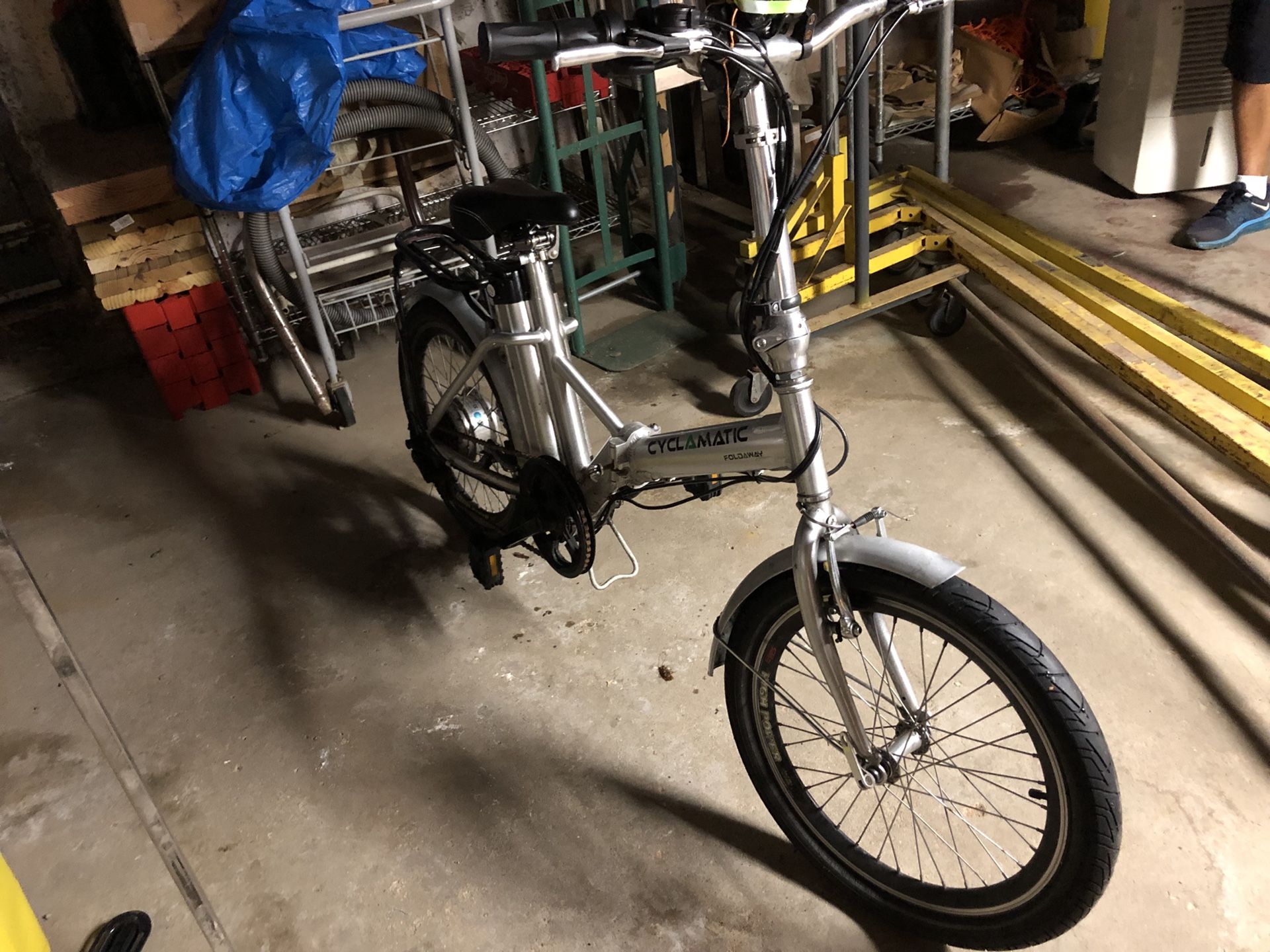 Used Cyclamatic CX2 Electric Foldaway Bike!