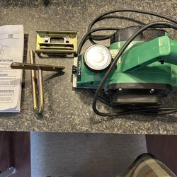 Hitachi Planer