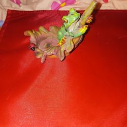 Vintage Frog Figurine