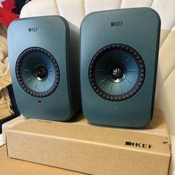 KEF [LSX II LT] WIRELESS HI-FI SPEAKERS • 200W • Bluetooth • Chromecast• AirPlay 2 •Zero Distortion