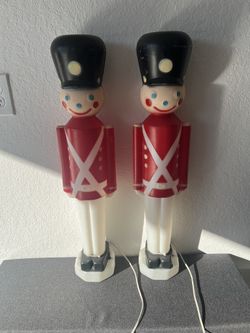 Christmas Lawn Ornaments