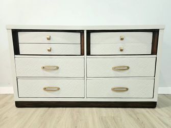 Modern 8 Drawer Dresser (White MCM Dresser)