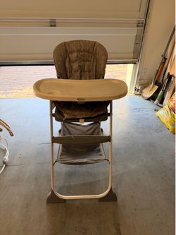 Highchair *pickup only