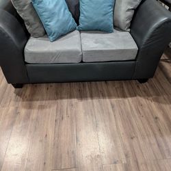 Love Sofa 