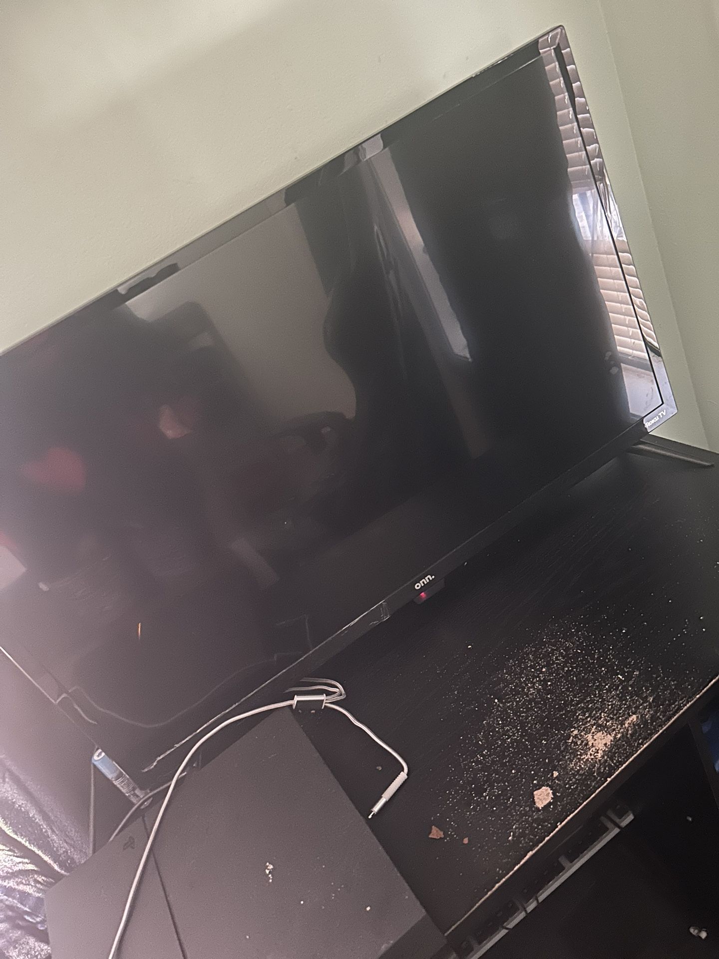 32 Inch Onn Roku