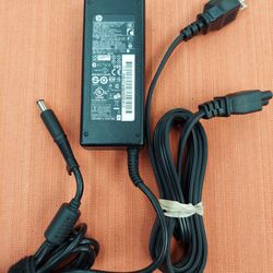 HP Laptop Charger 90W!!! EXCELLENT CONDITION 