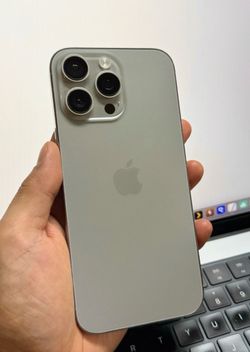 iPhone 16 pro max