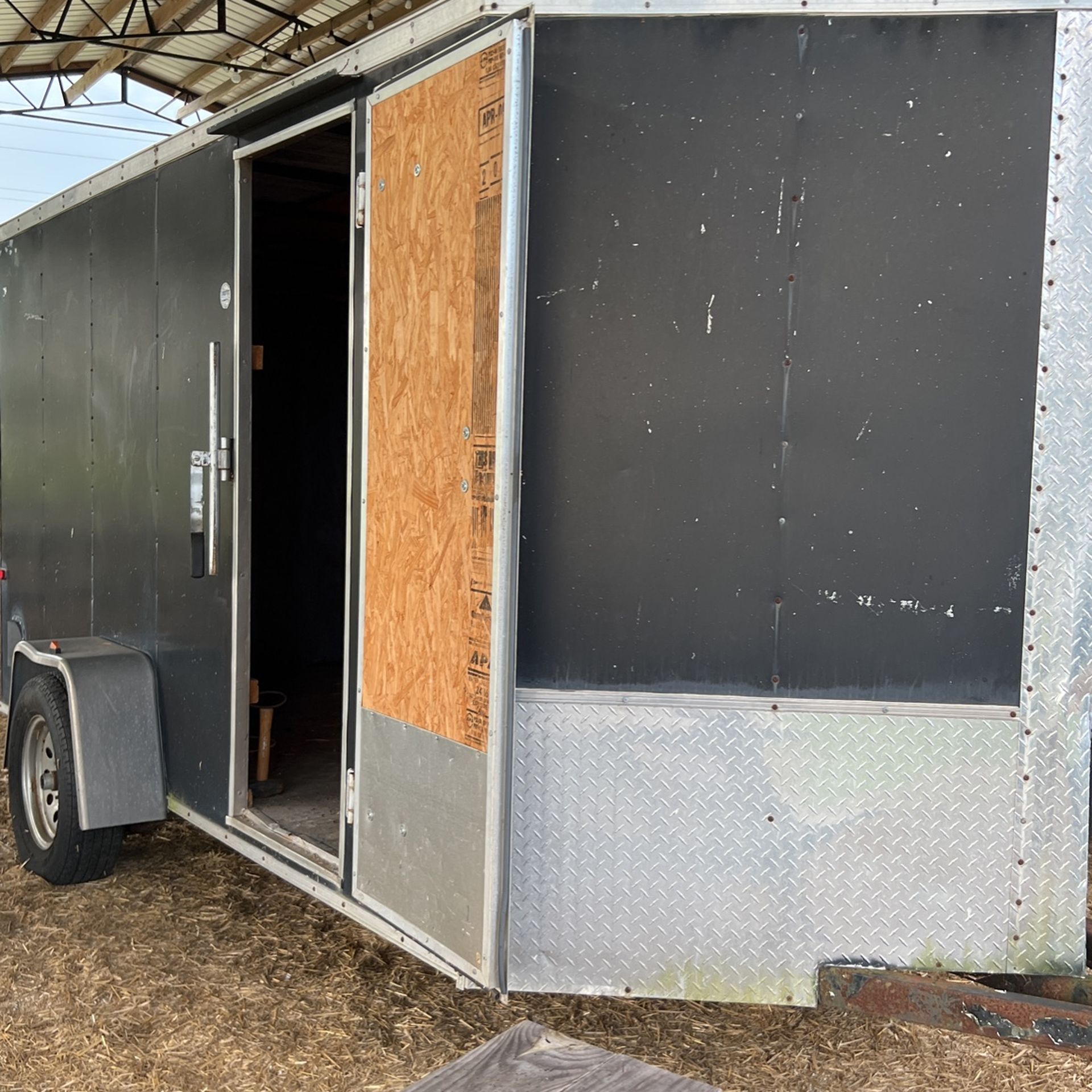 16ft Cargo Craft Enclosed Trailer for Sale in Vlg Wellingtn, FL OfferUp