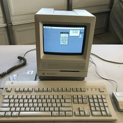 Vintage Apple Macintosh SE/30 Computer Working W/ Original Mouse & Keyboard