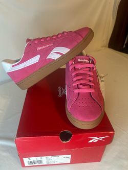 Reebok women shoes size 6