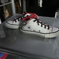 Girls Converse All Stars Sz 10
