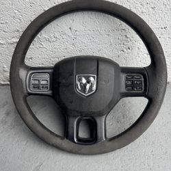 Dodge RAM 1500, Timon Y Airbag 