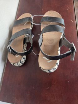 Women's Report sandals