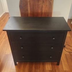3-Drawer Dresser