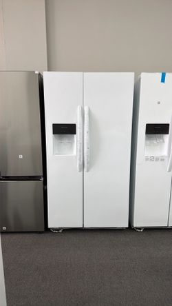 Refrigerator white