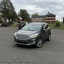 Ford Escale Titanium , 2017 CLEAN TITLE