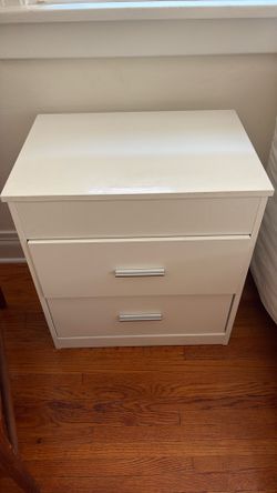 Free ikea side table and drawers