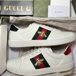 NEW GUCCI EMBROIDERED ACE SHOES 🐝 💎 SNEAKERS MEN STYLE• SIZE 43 EUROPE . 9.5 : Large ⭐️⭐️⭐️⭐️⭐️
