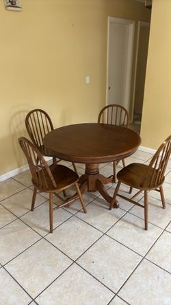 Oak table with four chairs