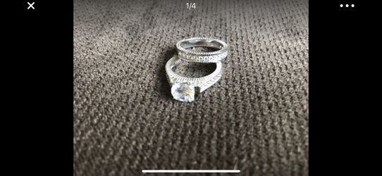 Size 8 ring