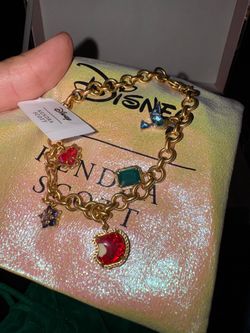 Kendra Scott Disney Snow White bracelet