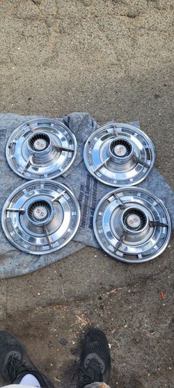 Hub caps 63 impala SS