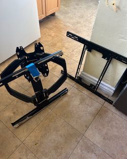 Chief  Wall TV Mount