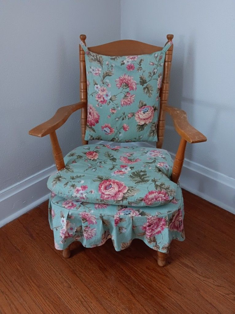 Vintage Rocking Chair