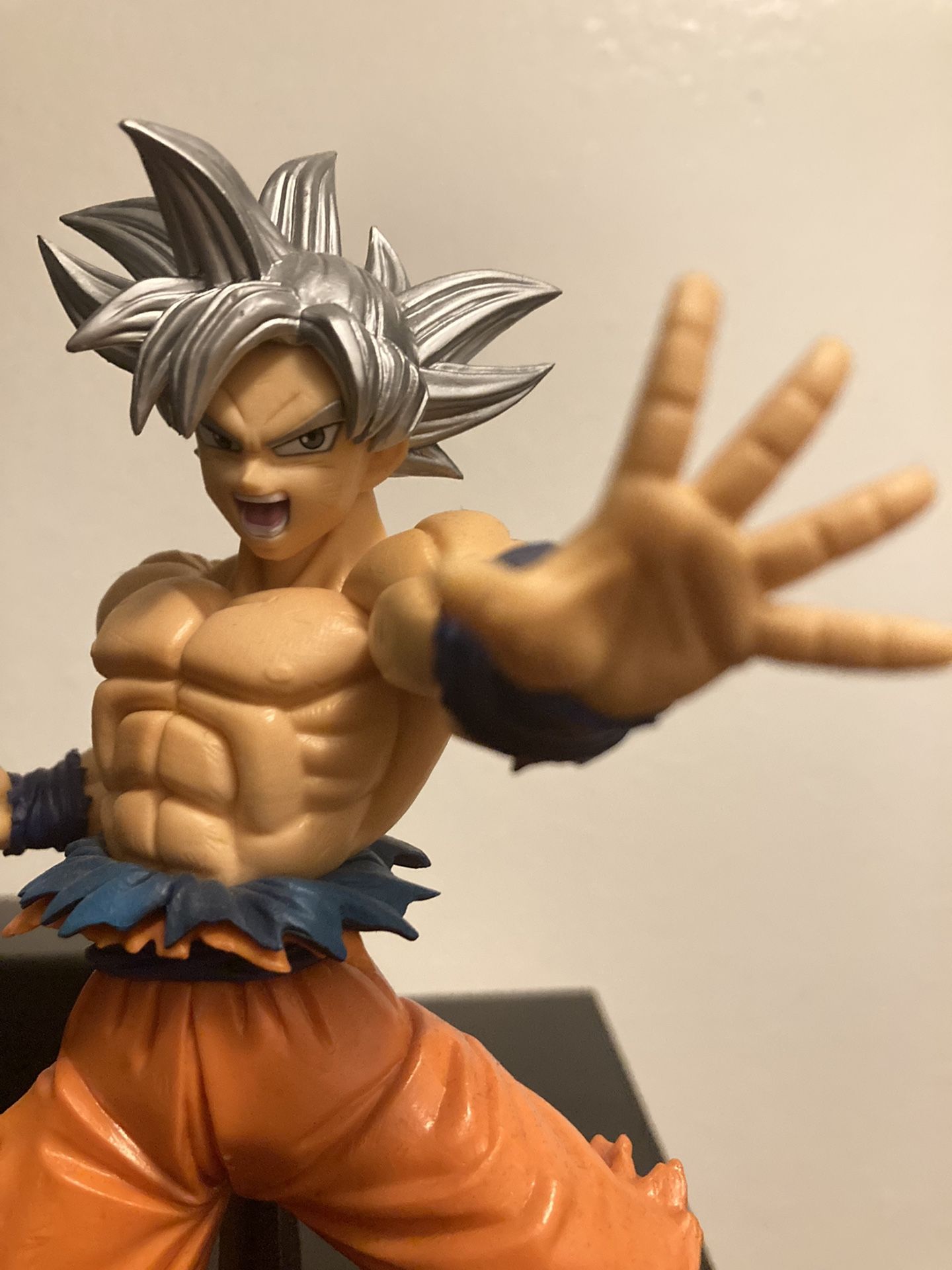 Goku Figure