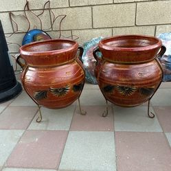 New Flower Pots Made Out Of Clay 
