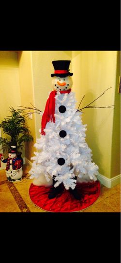 Snowman Christmas tree