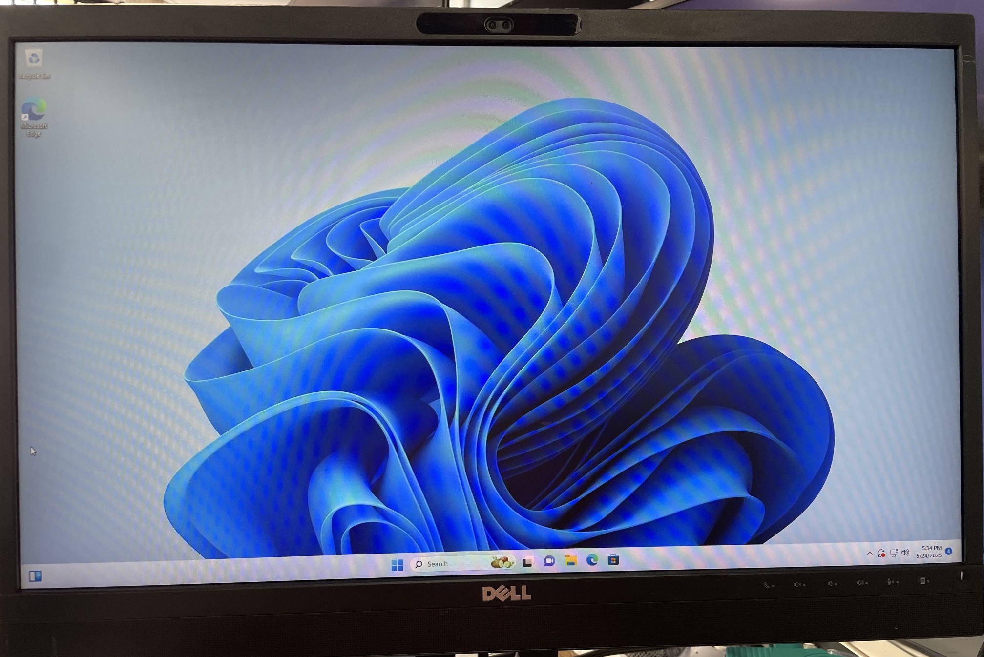 Dell Monitor P2418HZM 24" Full HD LED Monitor Built-in Speakers