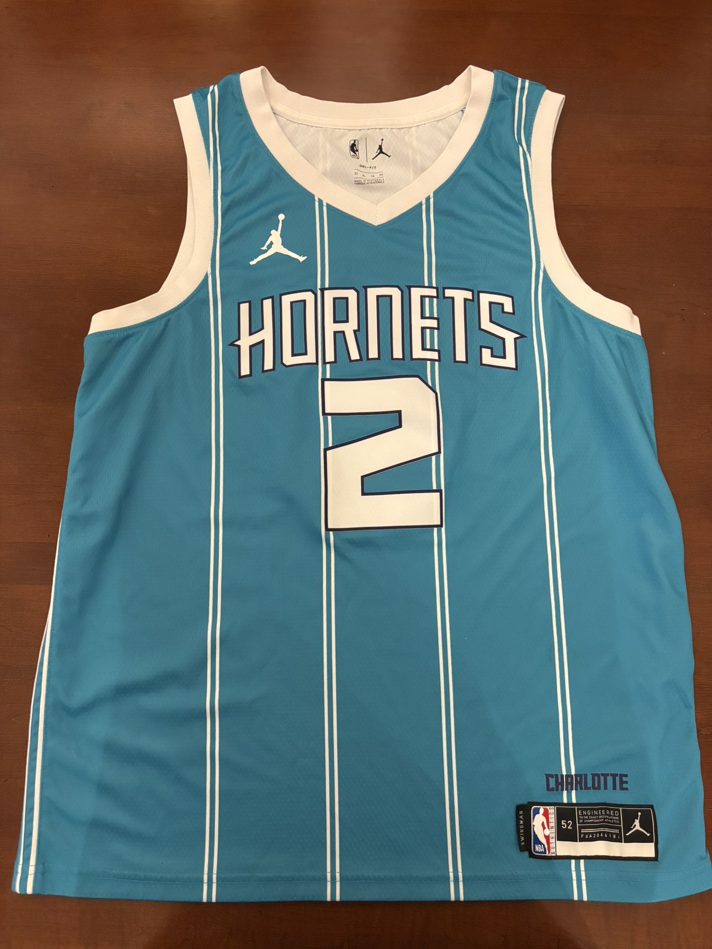 Lamelo Ball Jersey and Rookie Card