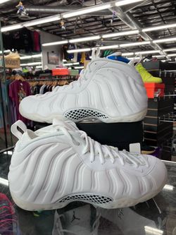 Nike Air Foamposite One Triple White